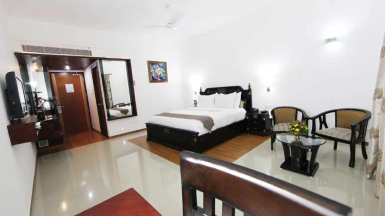 Fabhotel White Dammar Thiruvananthapuram Exterior photo